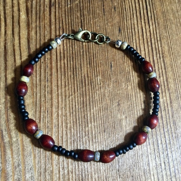 Men's 8 Inch Beaded Bracelet/Black/Wood Beaded Men's Bracelet, Handmade Bracelet - Picture 4 of 6